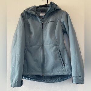 Columbia Women's Powder Blue Softshell Jacket SMALL